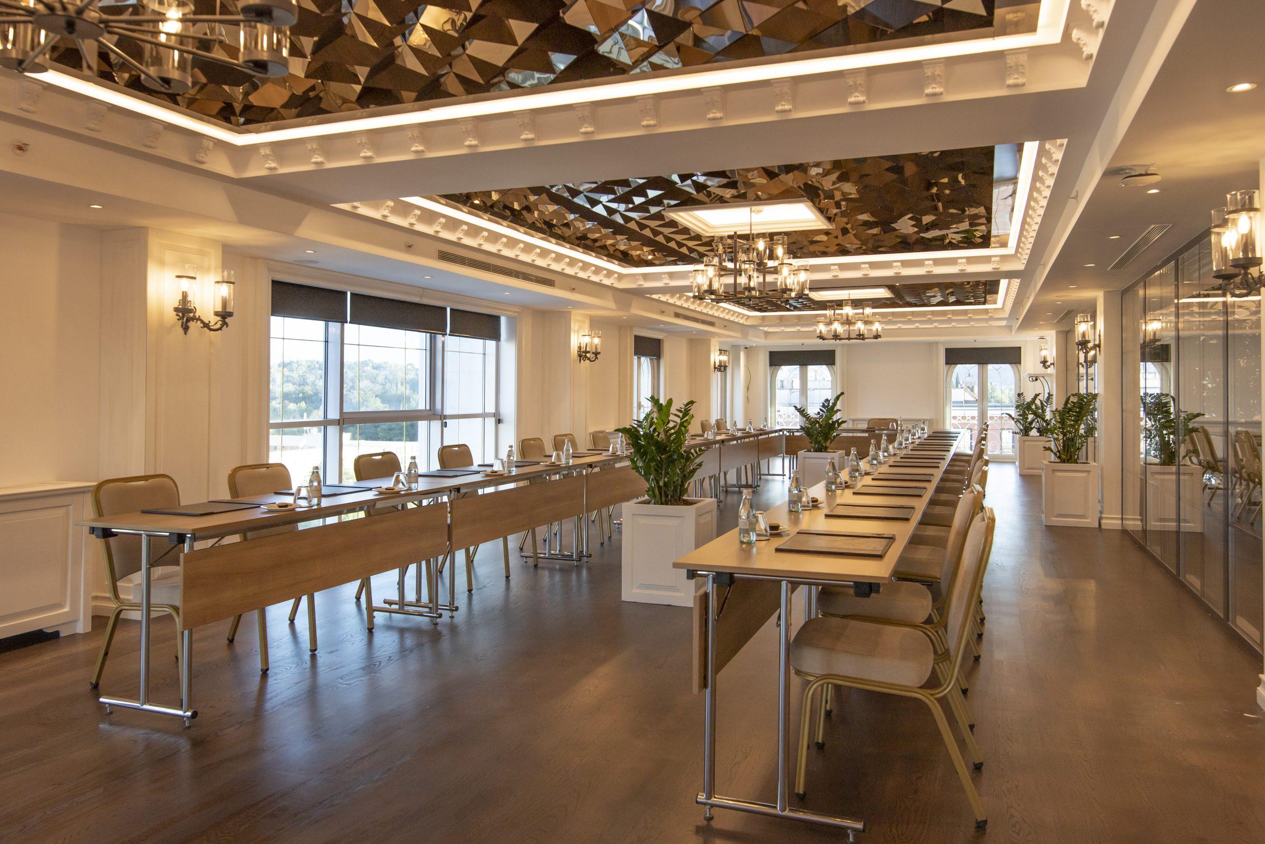 Gold Orchid Room image